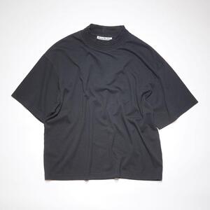 (남성)아크네 23SS 로고 테이프 블랙 티셔츠 CL0193 900